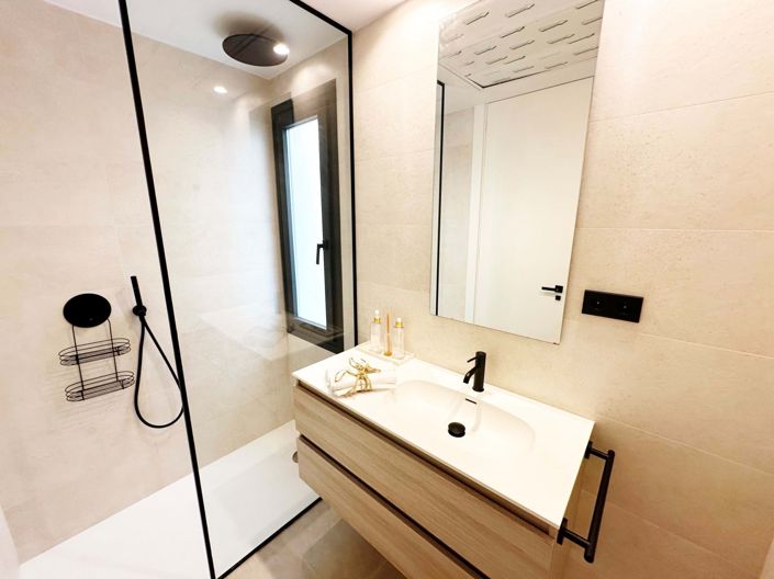 Image No.35-3 Bed Villa for sale