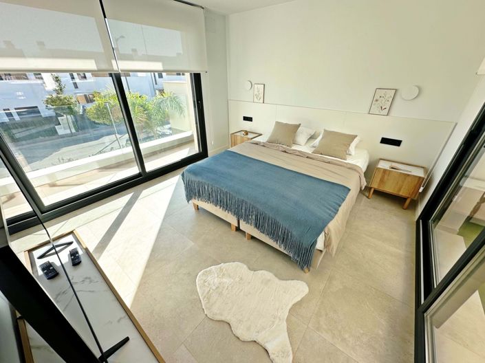 Image No.41-3 Bed Villa for sale