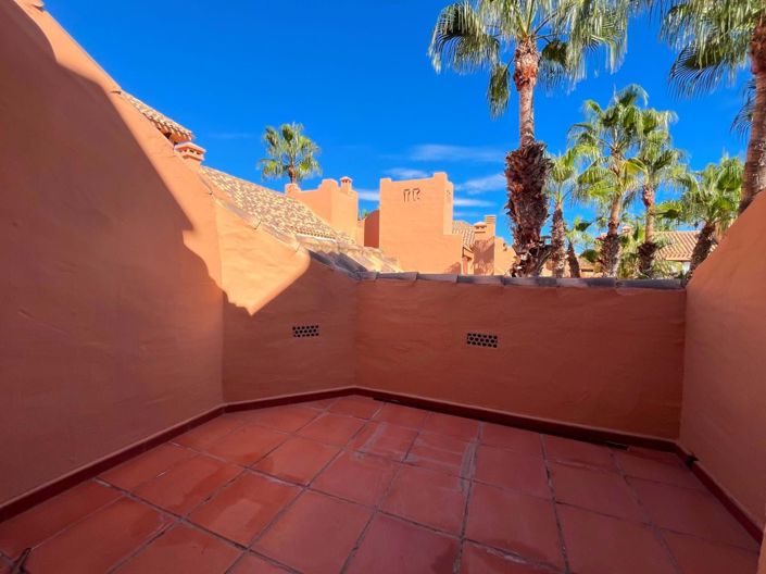 Image No.20-2 Bed Apartment for sale