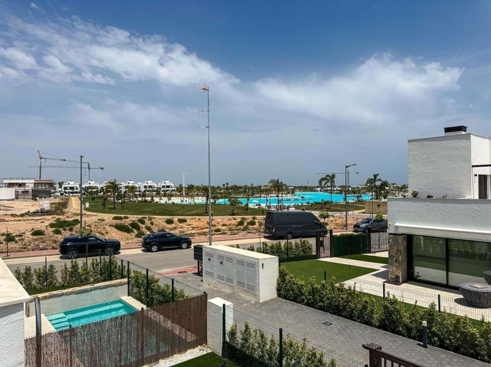 Image No.5-3 Bed Villa for sale