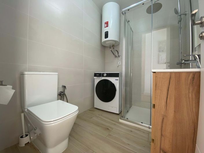 Image No.11-3 Bed Townhouse for sale