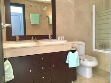 1447-253132-78d1f4f8b6655591b02d22fabb36a692d