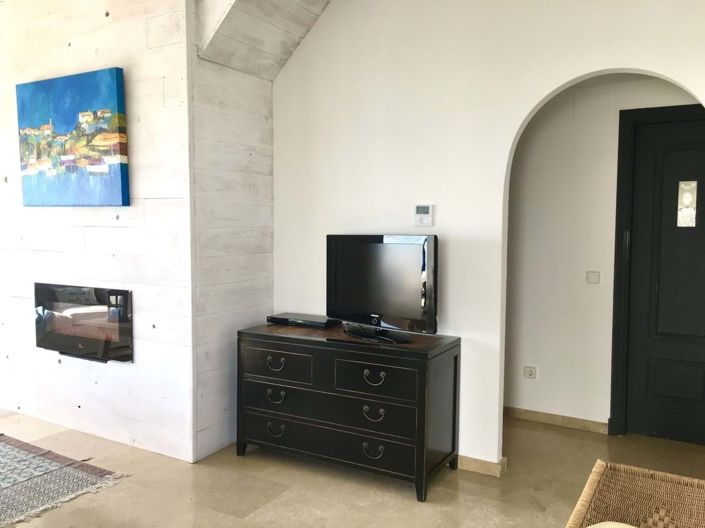 Image No.25-3 Bed Apartment for sale