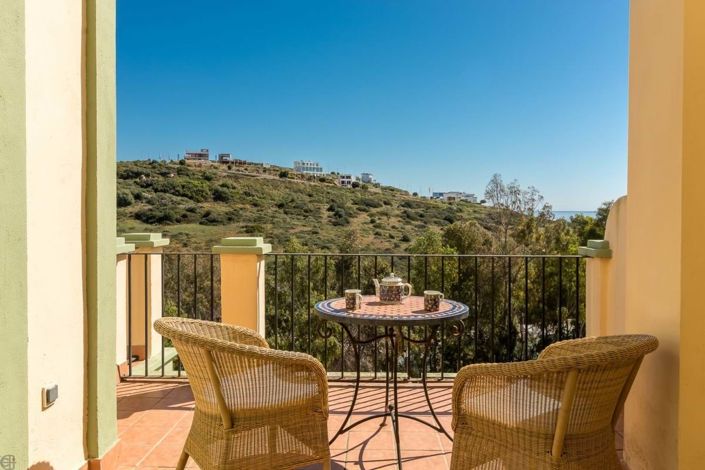 Image No.18-3 Bed Apartment for sale