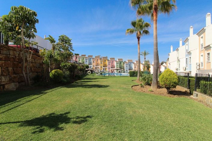 Image No.24-3 Bed Apartment for sale