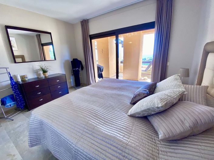 Image No.19-3 Bed Apartment for sale