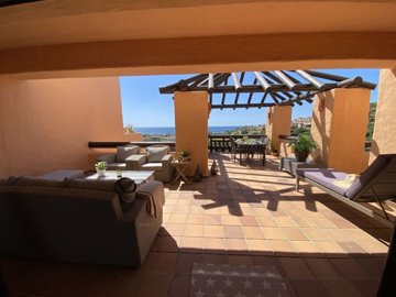 1447-383130-78d1f4f8b6655591b02d22fabb36a692d