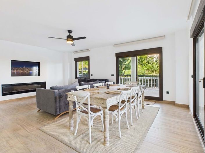 Image No.10-3 Bed Apartment for sale