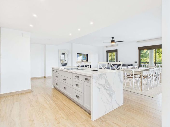 Image No.3-3 Bed Apartment for sale