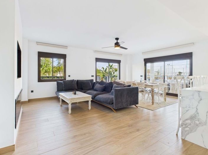 Image No.6-3 Bed Apartment for sale