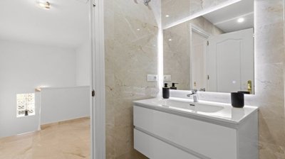 1447-653228-78d1f4f8b6655591b02d22fabb36a692d