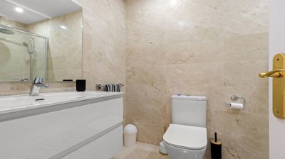 1447-653228-78d1f4f8b6655591b02d22fabb36a692d