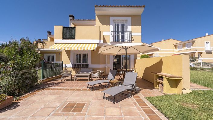 Image No.23-3 Bed Townhouse for sale