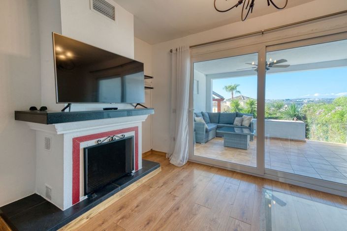 Image No.4-2 Bed Townhouse for sale