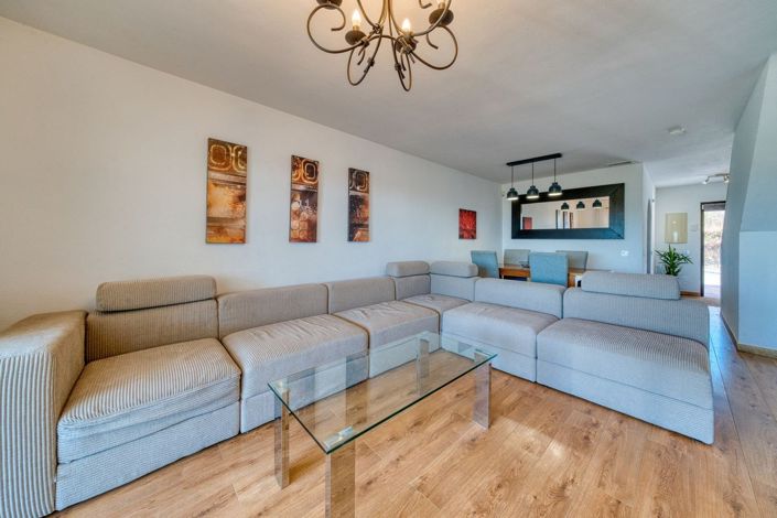 Image No.6-2 Bed Townhouse for sale