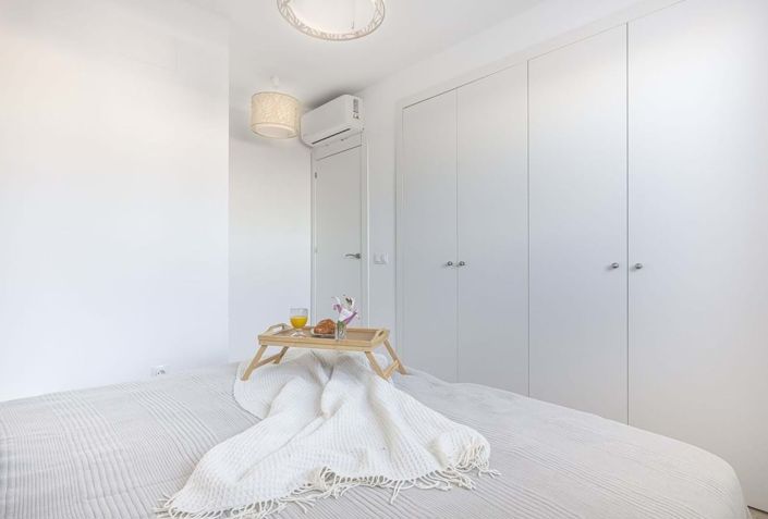 Image No.12-2 Bed Apartment for sale