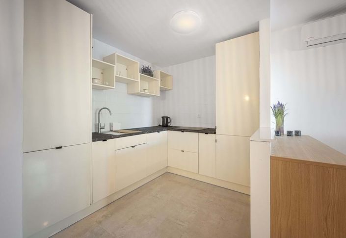 Image No.7-2 Bed Apartment for sale