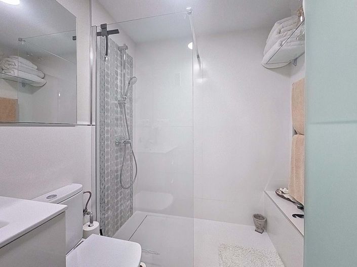 Image No.21-3 Bed Penthouse for sale