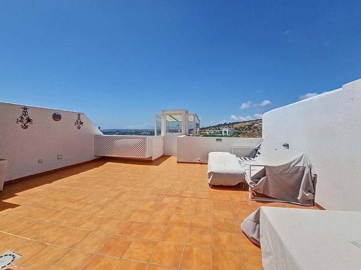 Image No.33-3 Bed Penthouse for sale