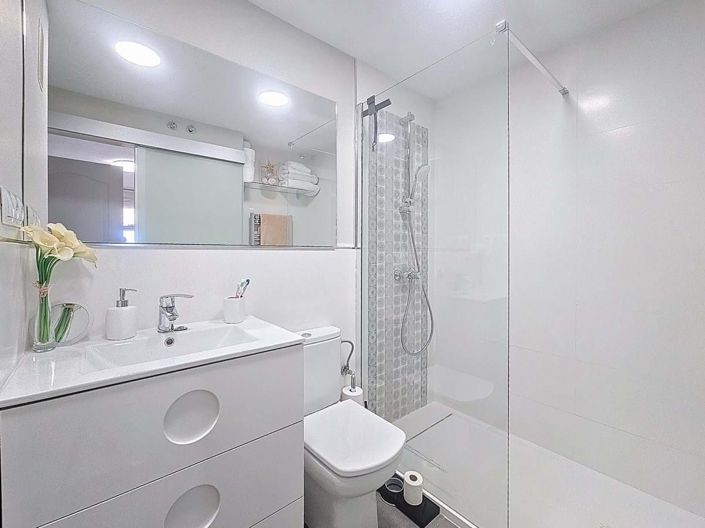 Image No.20-3 Bed Penthouse for sale