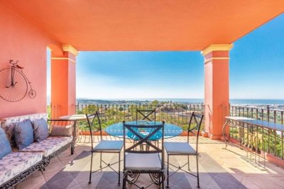 1447-282438-78d1f4f8b6655591b02d22fabb36a692d