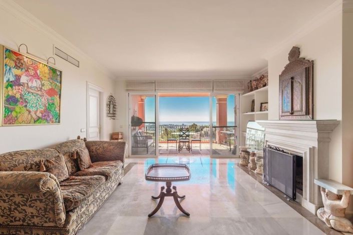 Image No.3-Appartement de 3 chambres à vendre à Estepona