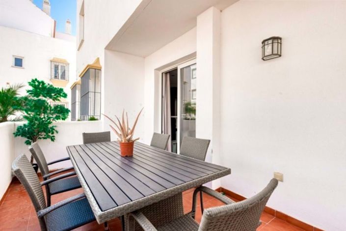 Image No.8-2 Bed Apartment for sale