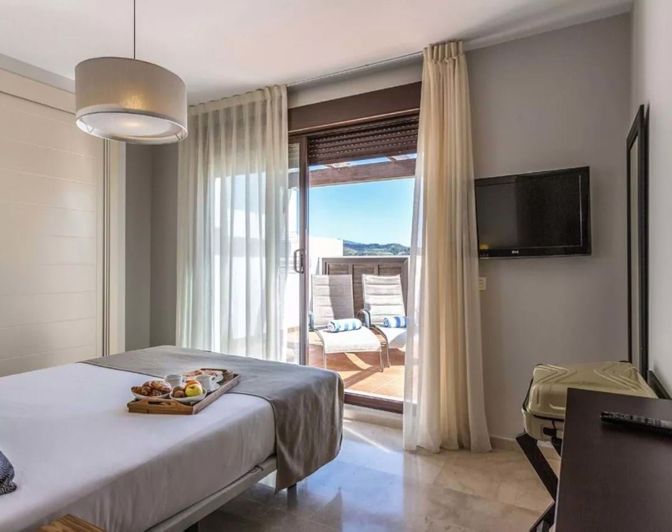 Image No.11-2 Bed Apartment for sale