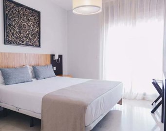 1447-653343-78d1f4f8b6655591b02d22fabb36a692d