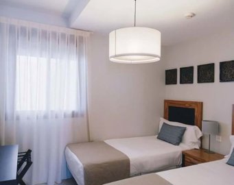 1447-653343-78d1f4f8b6655591b02d22fabb36a692d