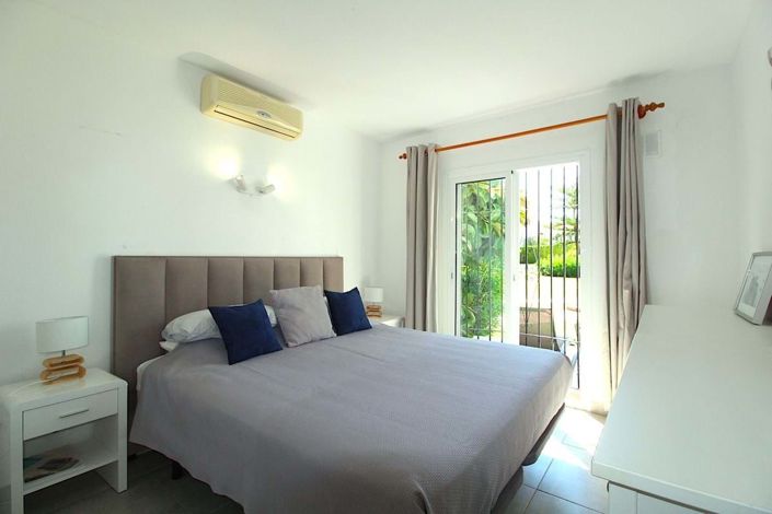 Image No.12-2 Bed Apartment for sale