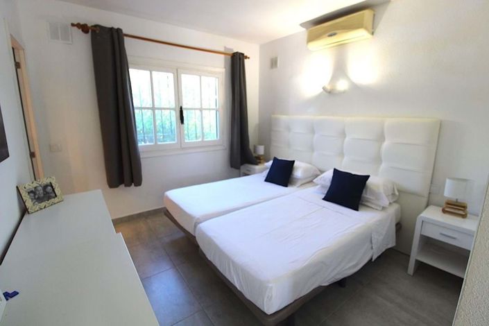 Image No.14-2 Bed Apartment for sale