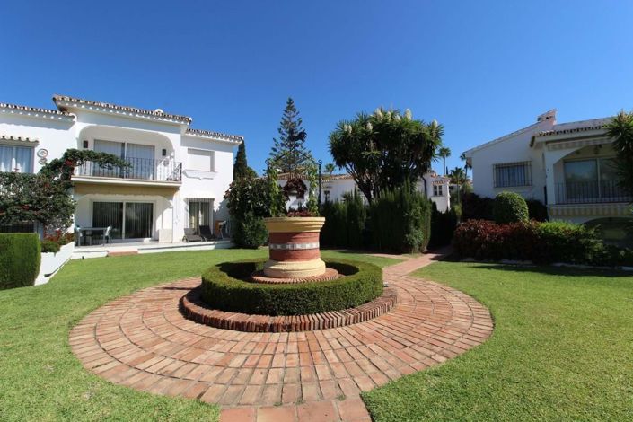 Image No.20-2 Bed Apartment for sale