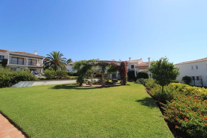 Image No.28-2 Bed Apartment for sale