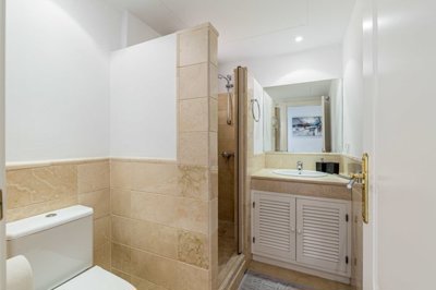 1447-241766-78d1f4f8b6655591b02d22fabb36a692d