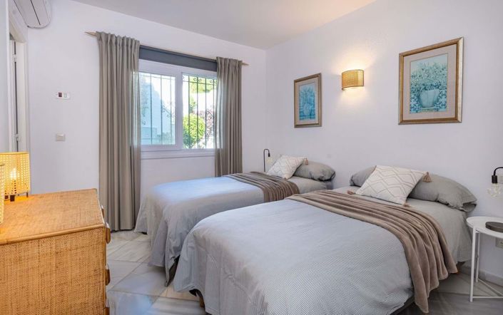 Image No.21-2 Bed Apartment for sale