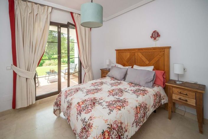 Image No.12-3 Bed Apartment for sale