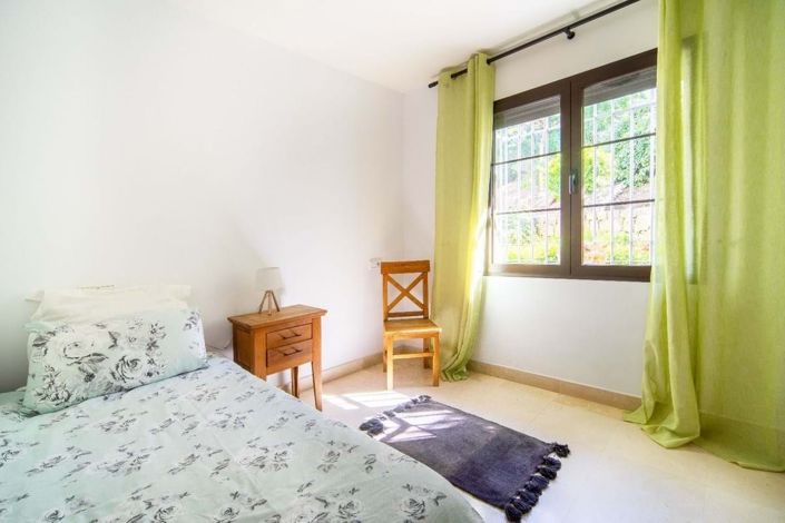 Image No.13-3 Bed Apartment for sale