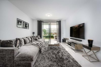 1447-653450-78d1f4f8b6655591b02d22fabb36a692d