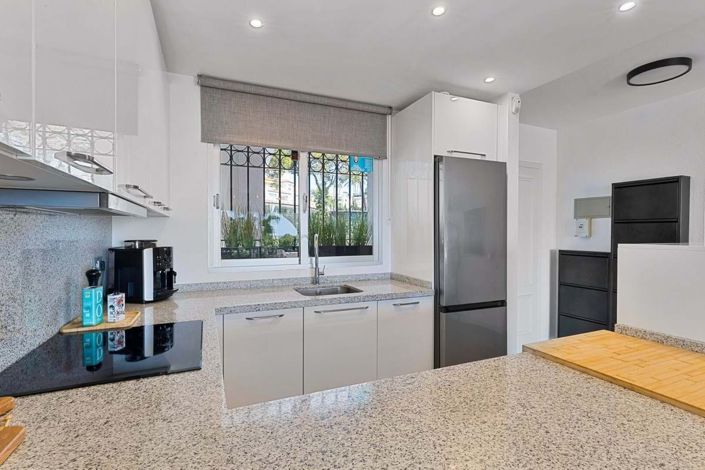 Image No.12-2 Bed Apartment for sale