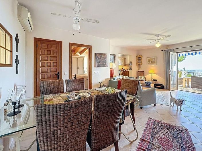 Image No.18-3 Bed Semi-Detached for sale