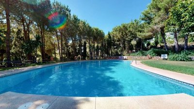 1447-647886-78d1f4f8b6655591b02d22fabb36a692d