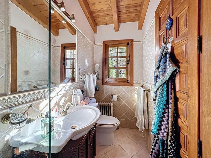 Image No.27-3 Bed Semi-Detached for sale