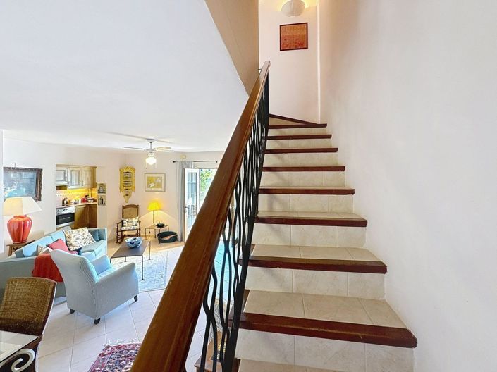 Image No.28-3 Bed Semi-Detached for sale