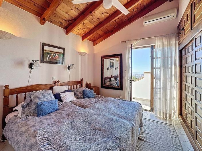 Image No.29-3 Bed Semi-Detached for sale