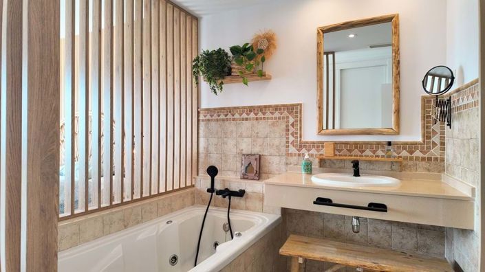 Image No.24-2 Bed Apartment for sale