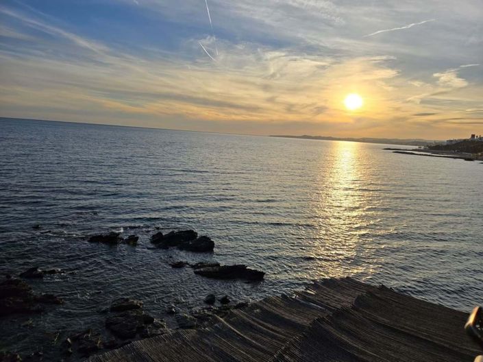 Image No.25-2 Bed Apartment for sale