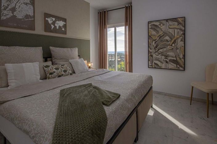 Image No.35-3 Bed Apartment for sale