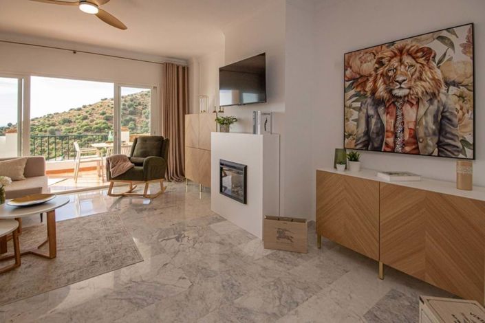 Image No.9-3 Bed Apartment for sale