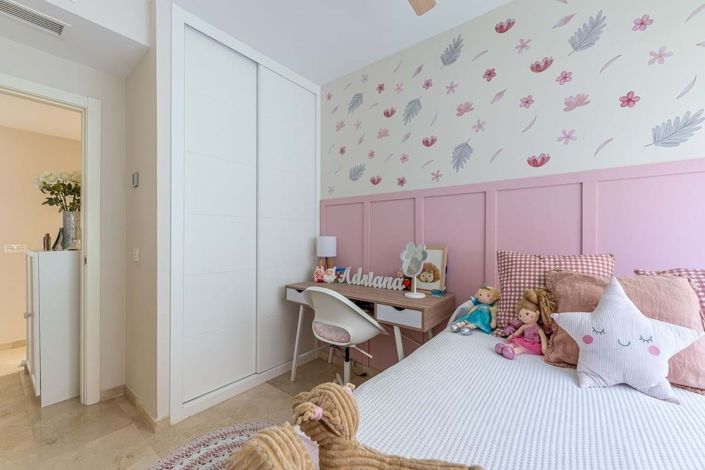 Image No.17-3 Bed Townhouse for sale